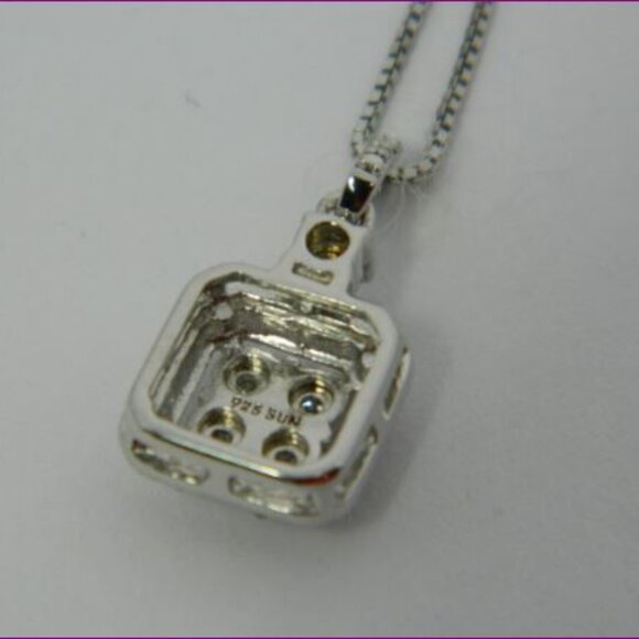 Diamond Blossom Necklace Diamonds set in Sterling Silver appx 1/20ctw - Picture 3 of 8